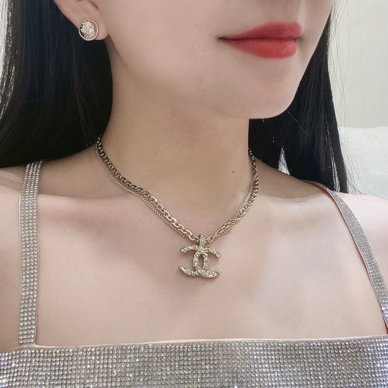 FreshLook Chanel Necklaces 222282