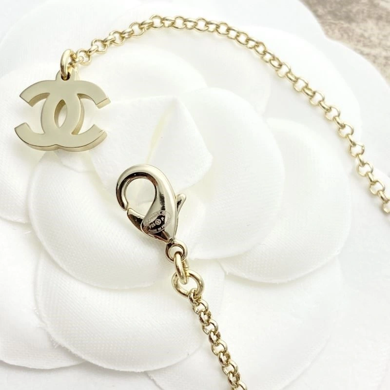 Chanel Necklaces Chic 222270
