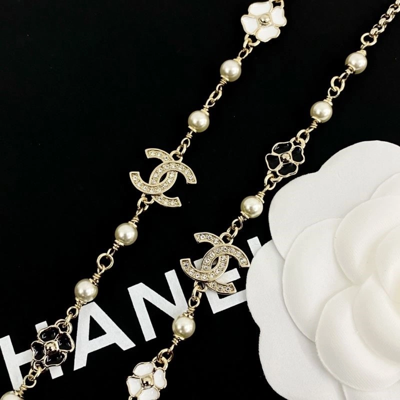 Contemporary Chanel Necklaces 222265
