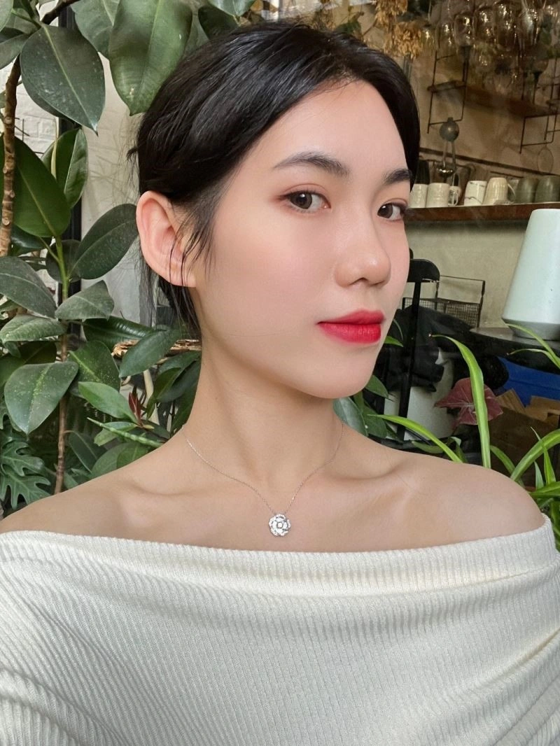 EyeCatching Chanel Necklaces 222255