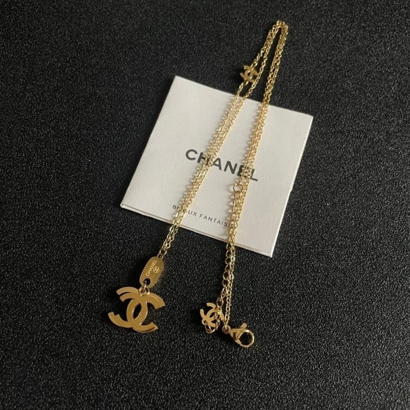 Sophisticated Chanel Necklaces 222256