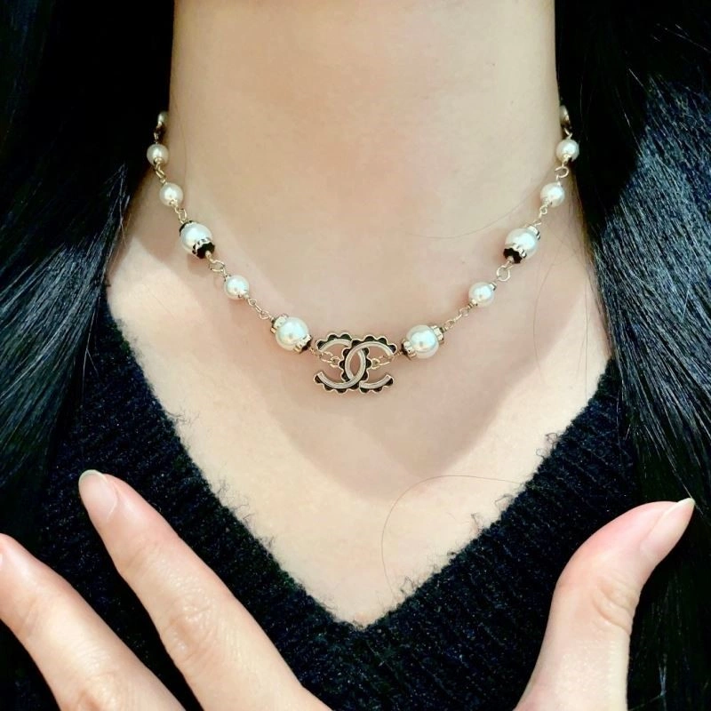 Resilient Chanel Necklaces 222275