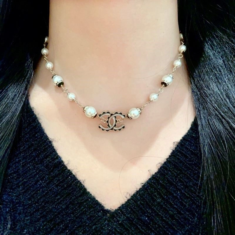 Resilient Chanel Necklaces 222275
