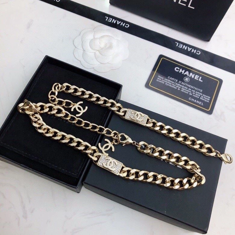 Timeless Chanel Necklaces 222266