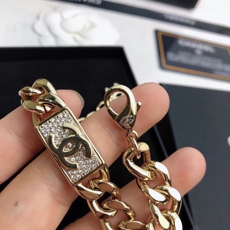 Timeless Chanel Necklaces 222266