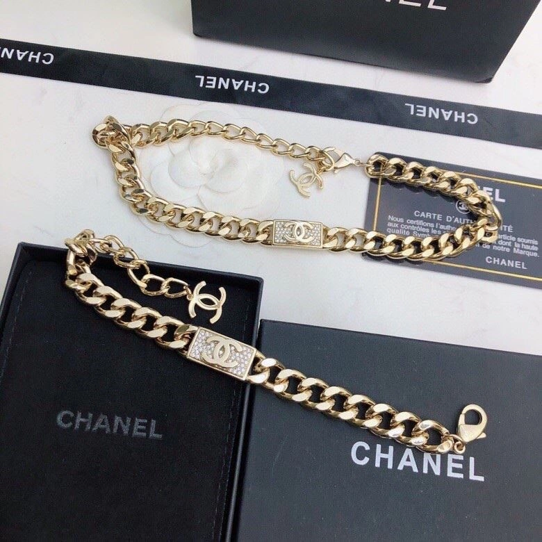 Timeless Chanel Necklaces 222266