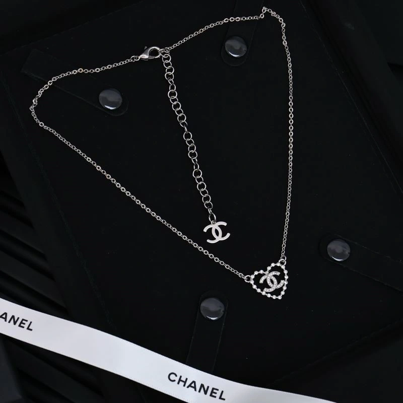 Chanel Necklaces Lightweight 222234