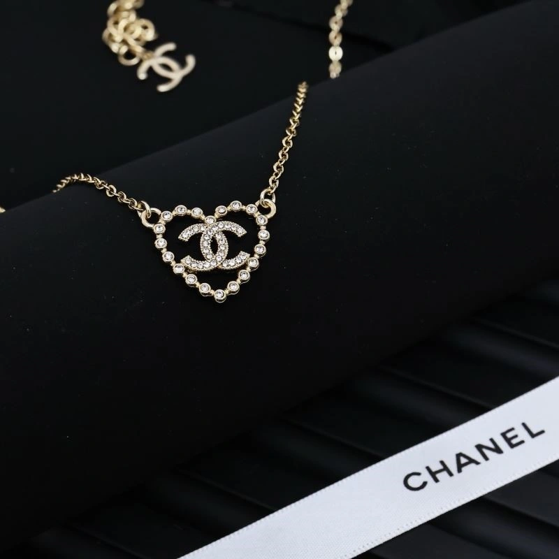 Chanel Necklaces Lightweight 222234