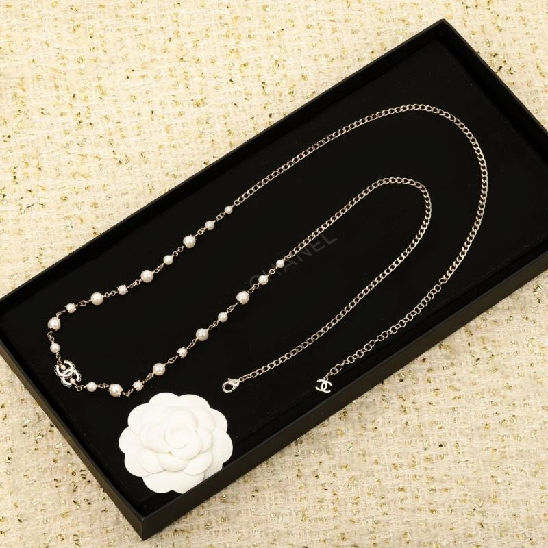 Chanel Necklaces ModernLook 222236