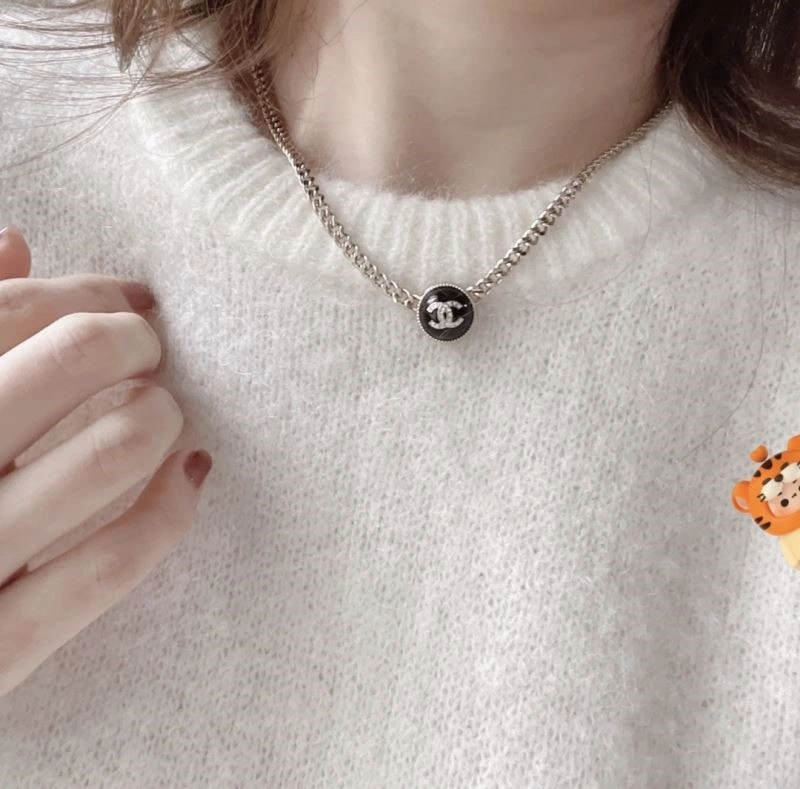 Lightweight Chanel Necklaces 222248