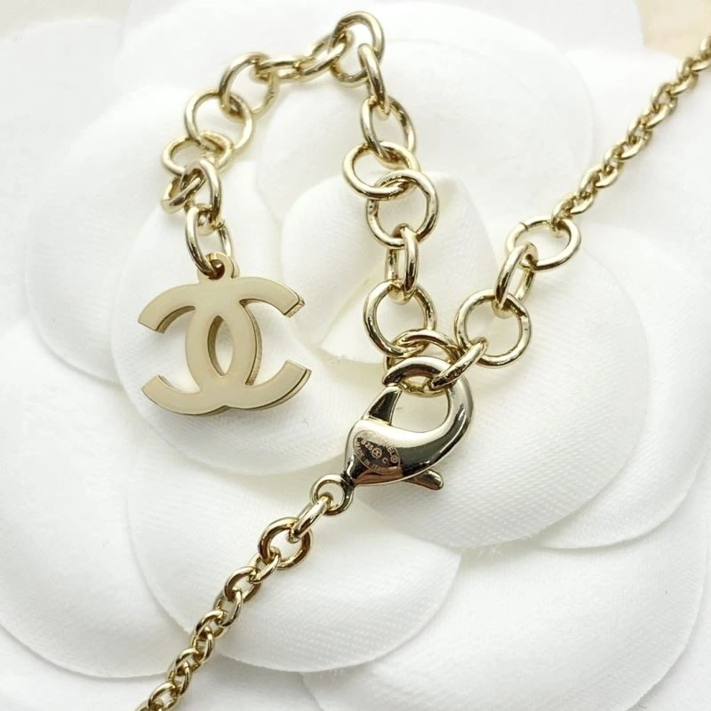 Versatile Chanel Necklaces 222225