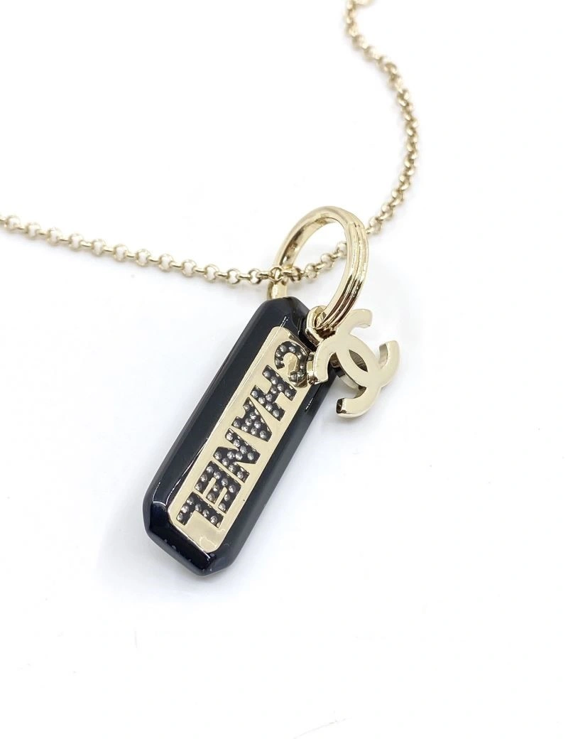 Chanel Necklaces Sophisticated 222304