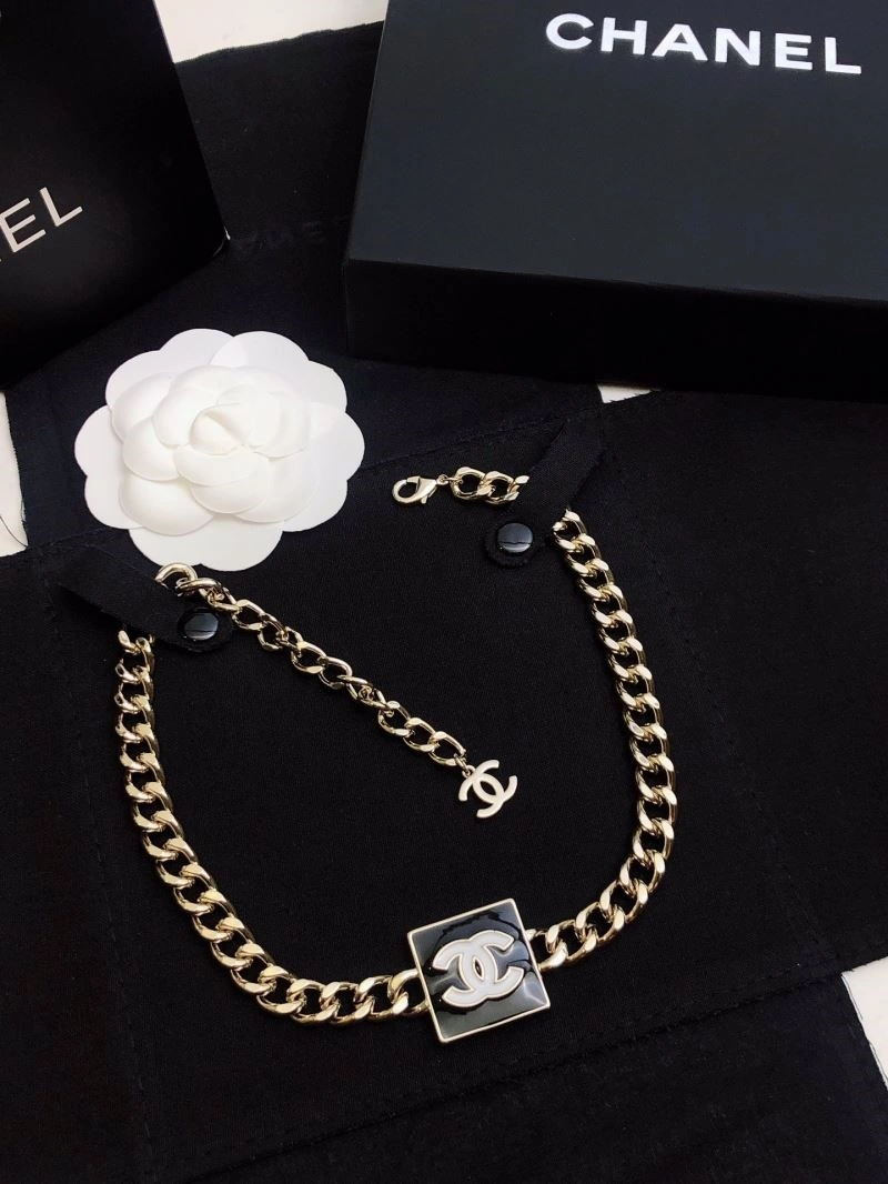 Bright Chanel Necklaces 222211