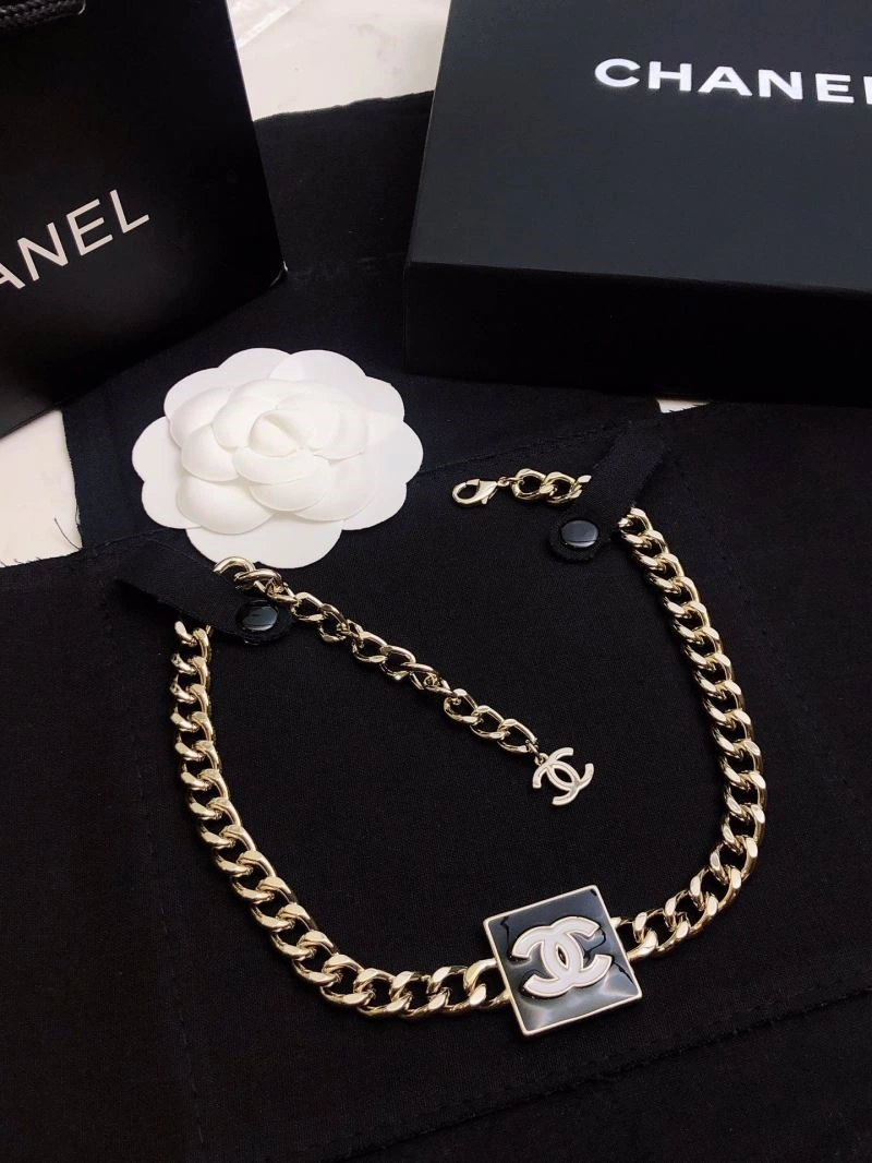 Bright Chanel Necklaces 222211