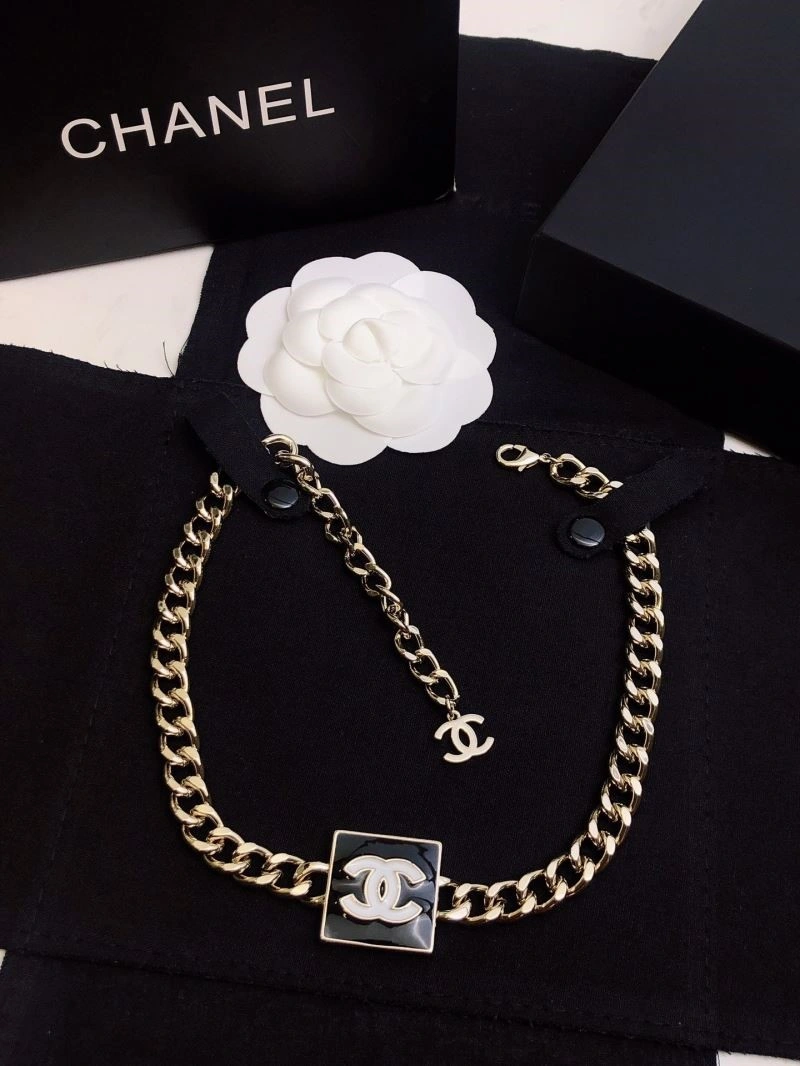 Bright Chanel Necklaces 222211