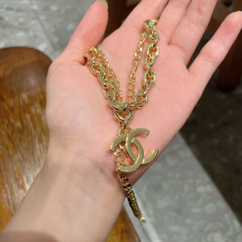Elegant Chanel Necklaces 222205