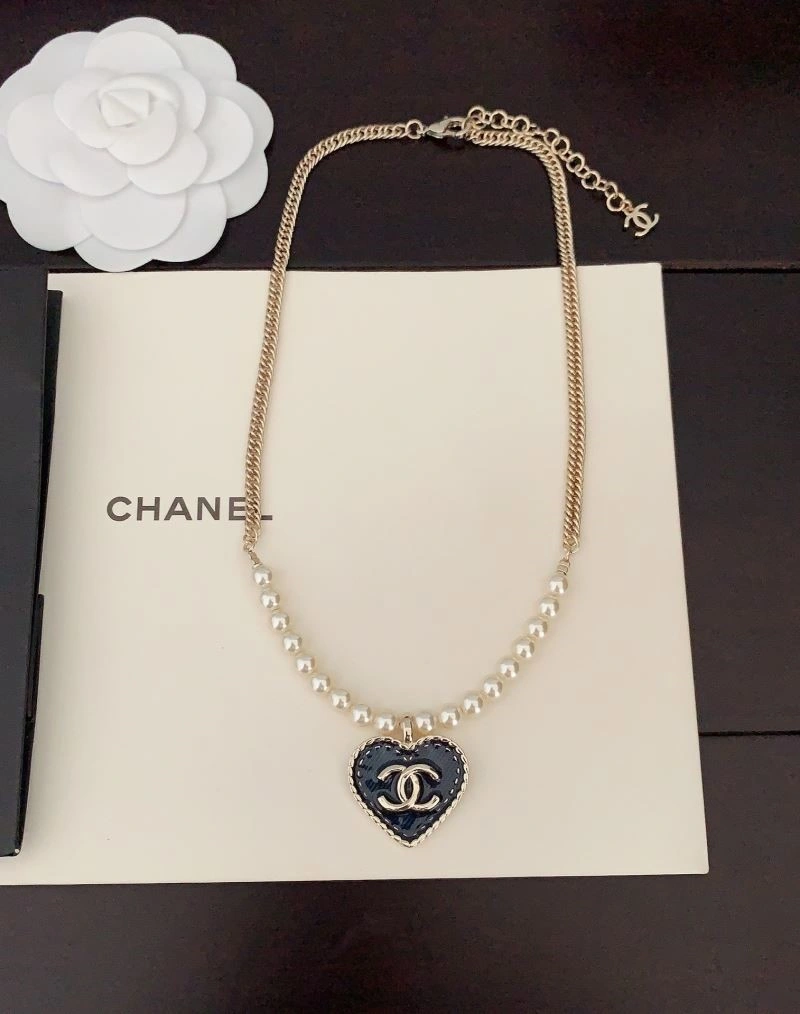 Supportive Chanel Necklaces 222218