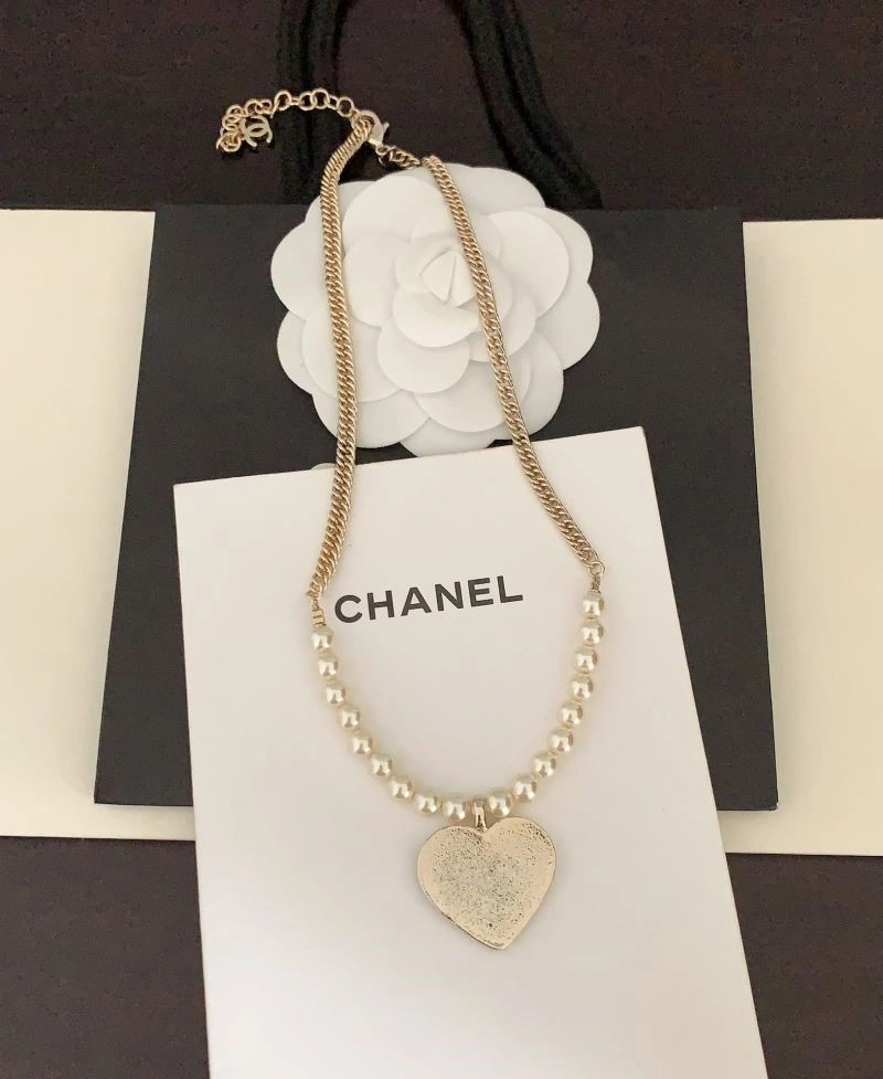 Supportive Chanel Necklaces 222218