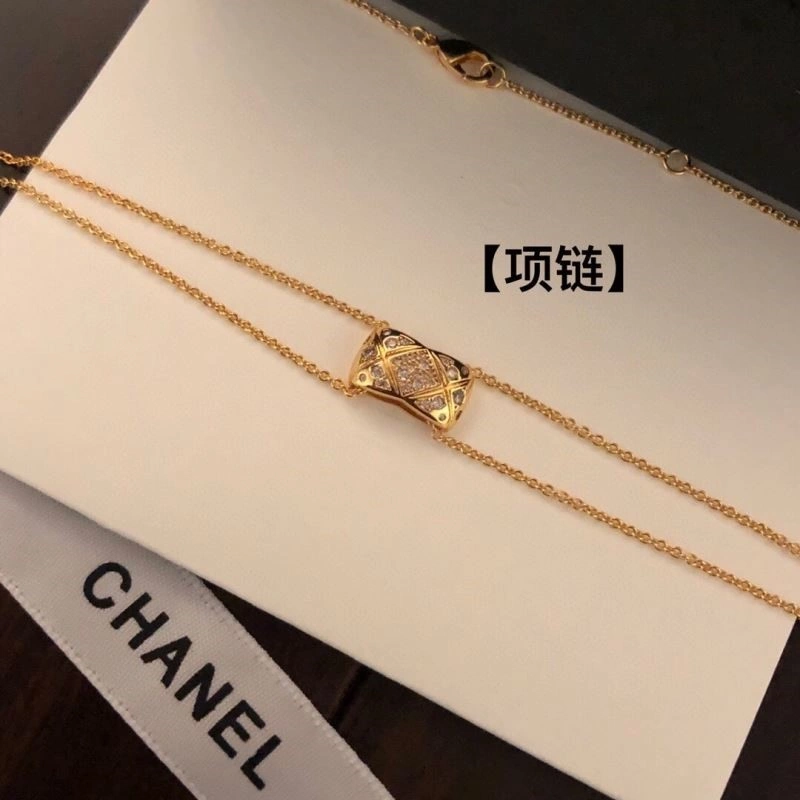 Youthful Chanel Necklaces 222207