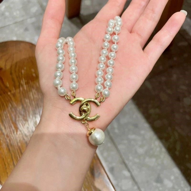 Chanel Necklaces Elegant 222199