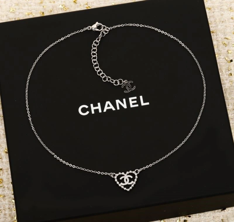 TechFriendly Chanel Necklaces 222228