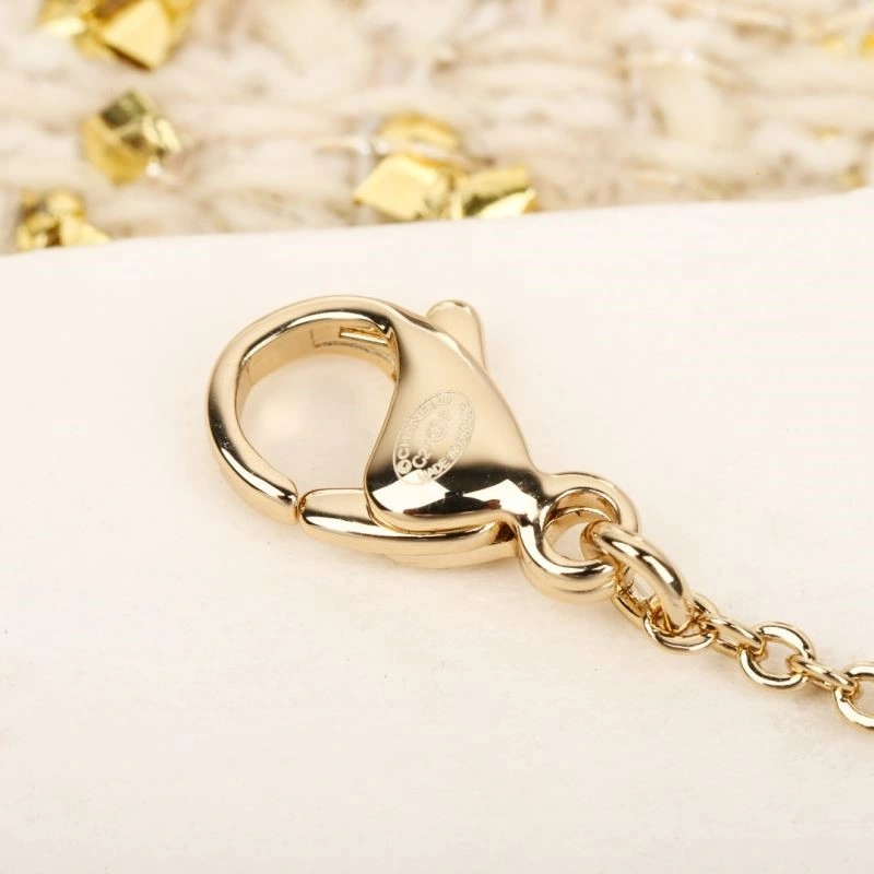 TechFriendly Chanel Necklaces 222228