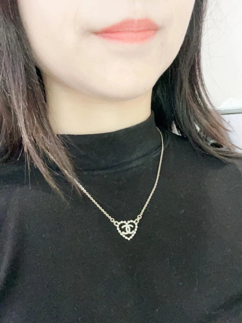 TechFriendly Chanel Necklaces 222228