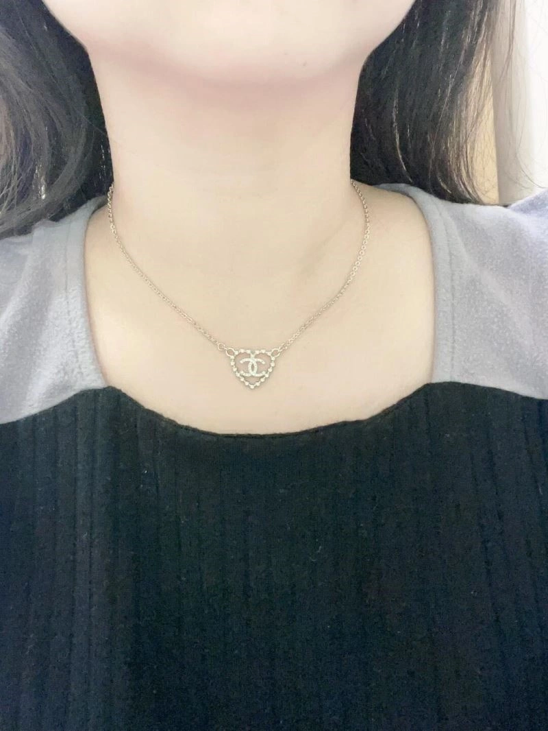TechFriendly Chanel Necklaces 222228