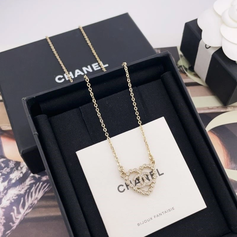 Resilient Chanel Necklaces 222332