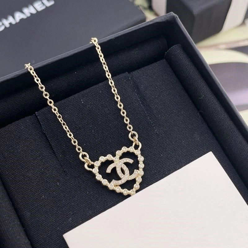 Resilient Chanel Necklaces 222332