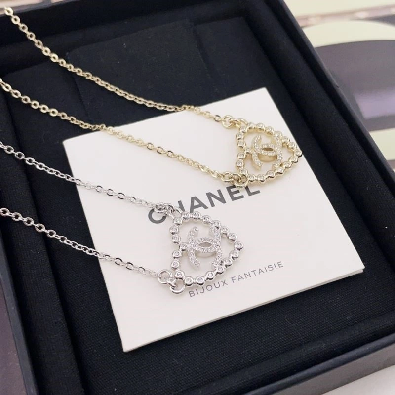 Resilient Chanel Necklaces 222332