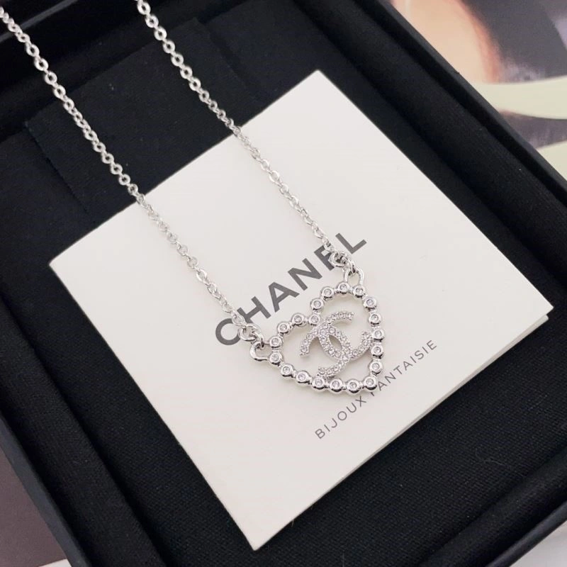 Resilient Chanel Necklaces 222332