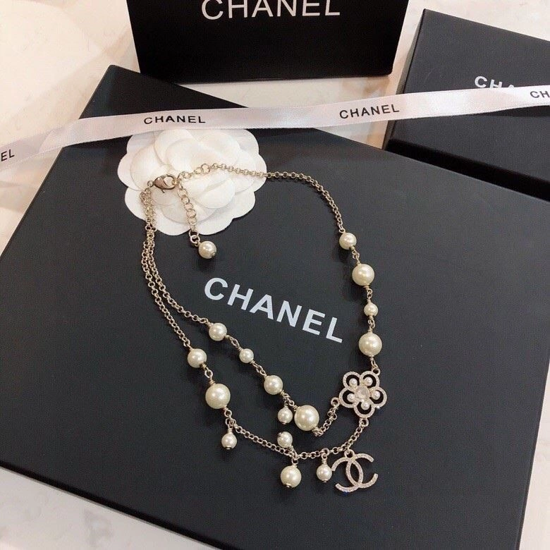 Tailored Chanel Necklaces 222178