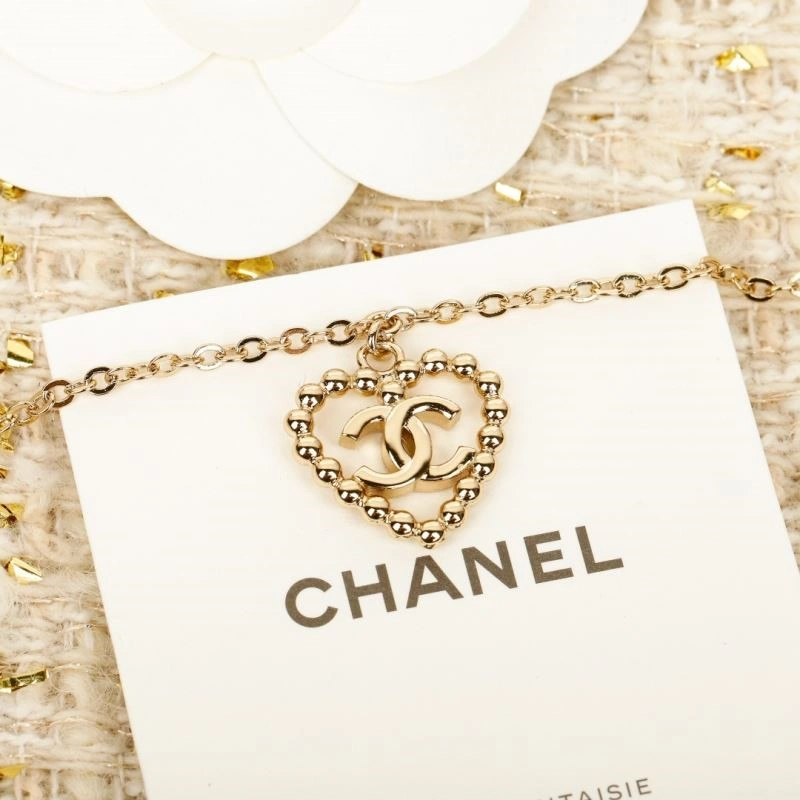 Versatile Chanel Necklaces 222177