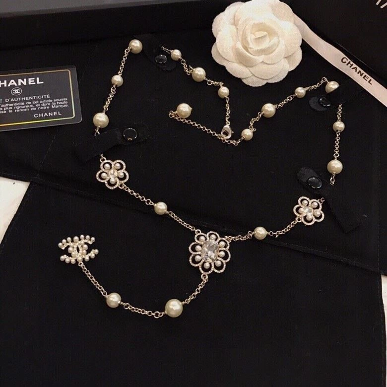 Chanel Necklaces Flexible 222209