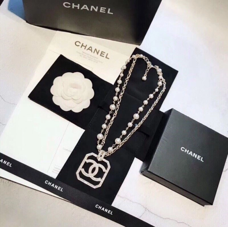 Chanel Necklaces Sleek 222163