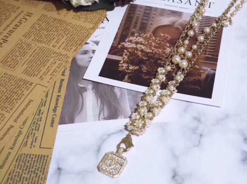 Chanel Necklaces Elegant 222158