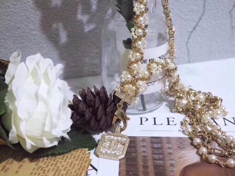 Chanel Necklaces Elegant 222158