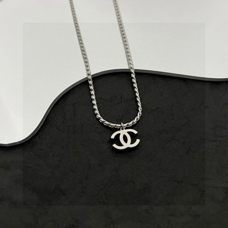Refined Chanel Necklaces 222160