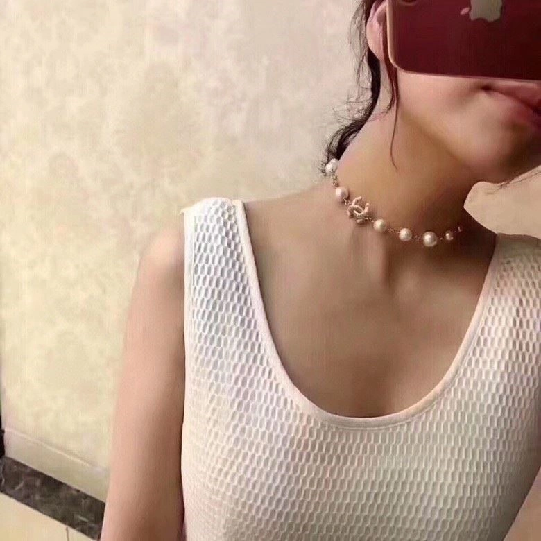 Contemporary Chanel Necklaces 222140