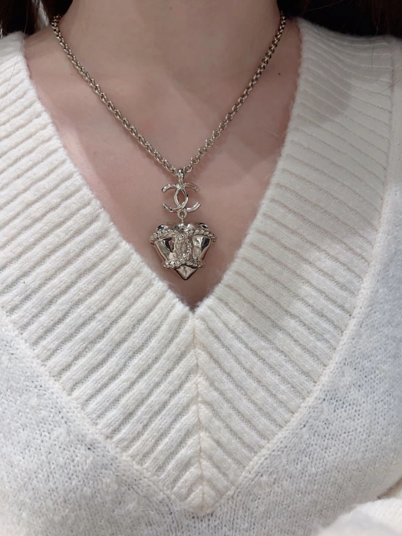Chanel Necklaces Lightweight 222136