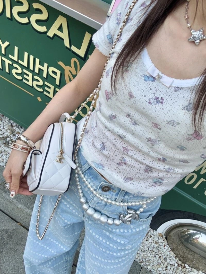 Chanel Necklaces Compact 222133