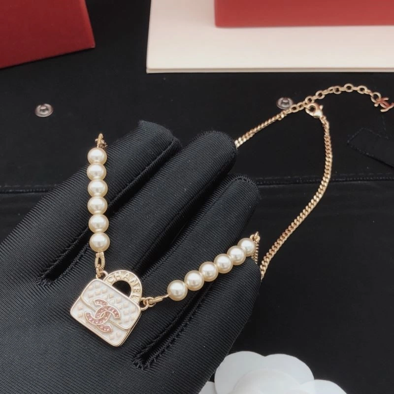 Durable Chanel Necklaces 222113