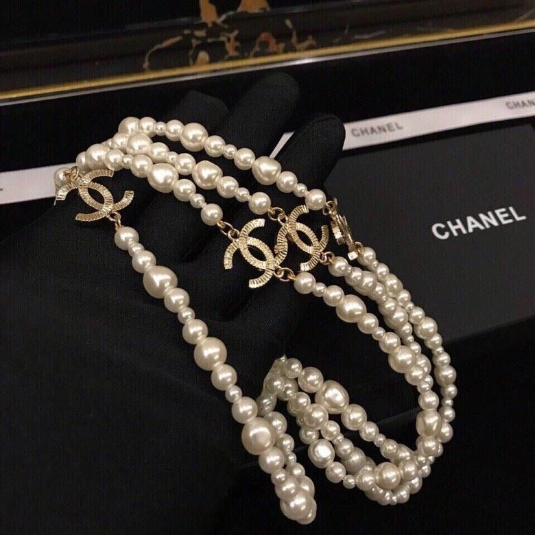 Chanel Necklaces Versatile 222104