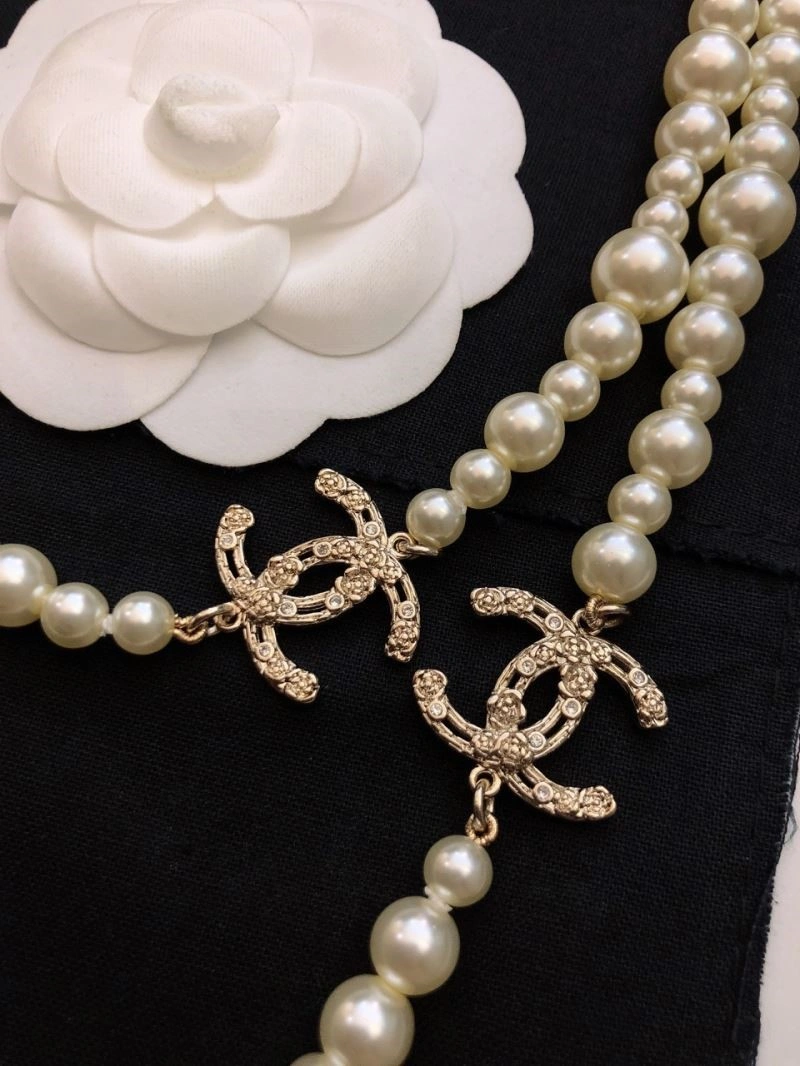 Compact Chanel Necklaces 222103