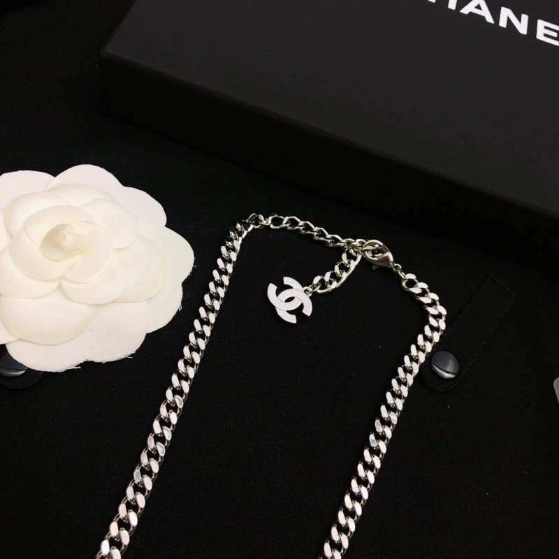 Elegant Chanel Necklaces 222114