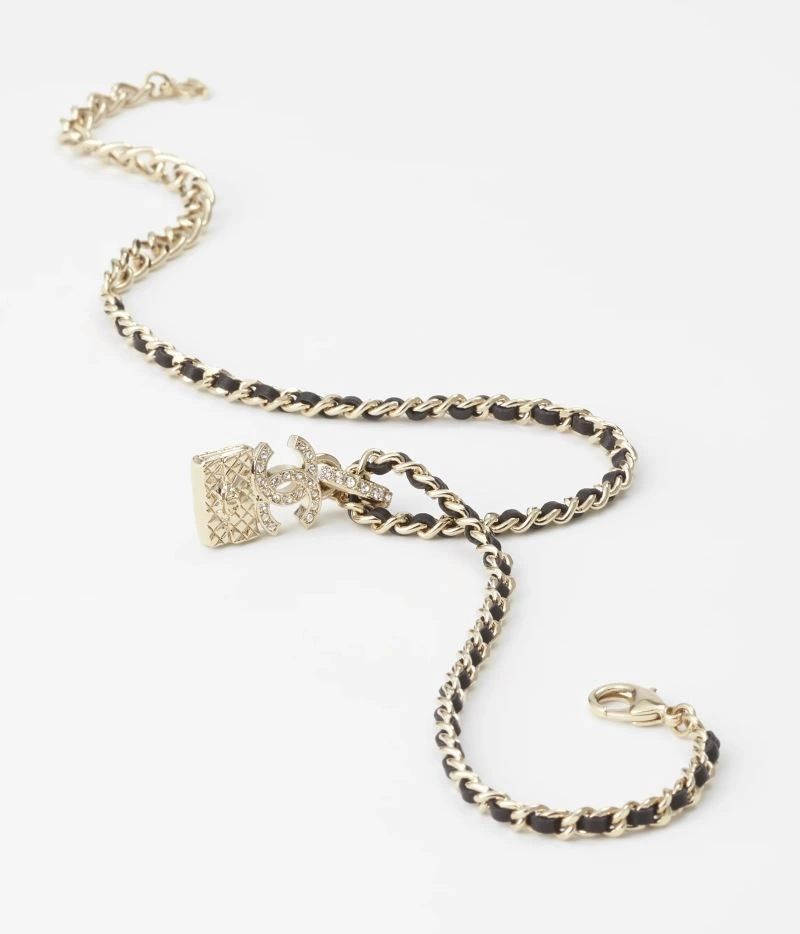 Chanel Necklaces Packable 222105