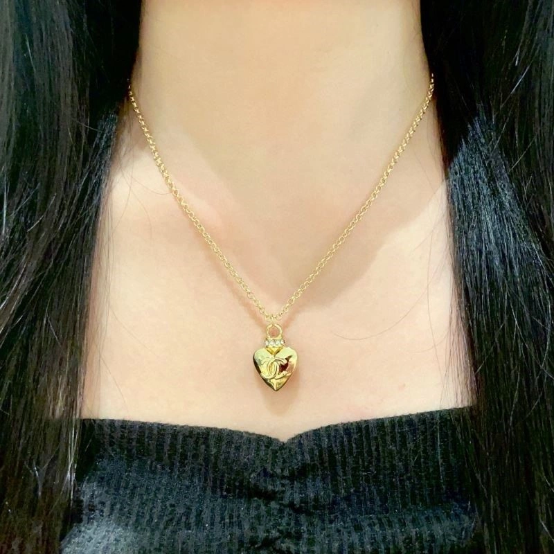 Casual Chanel Necklaces 222096