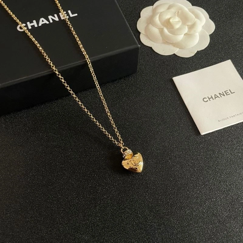 Casual Chanel Necklaces 222096