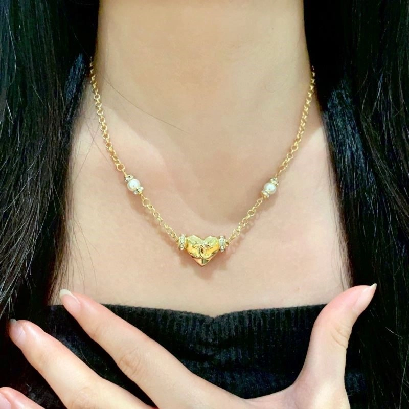 Chanel Necklaces Sporty 222099